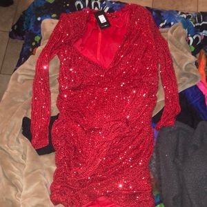 Got from a friend and it’s not my size, never worn.